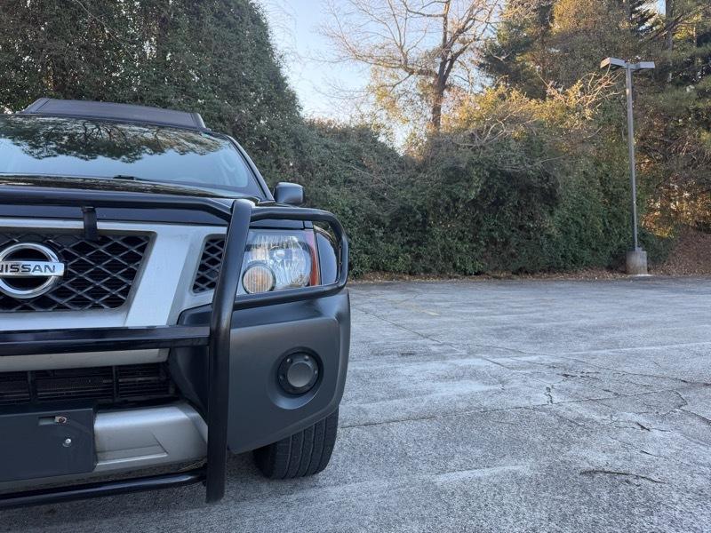 Nissan Xterra X 2WD 2012