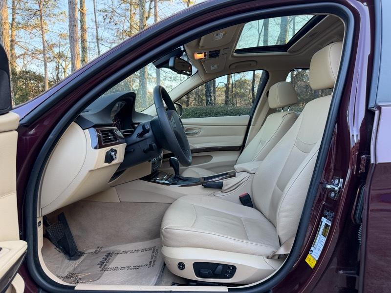 BMW 3-Series 328i 2009