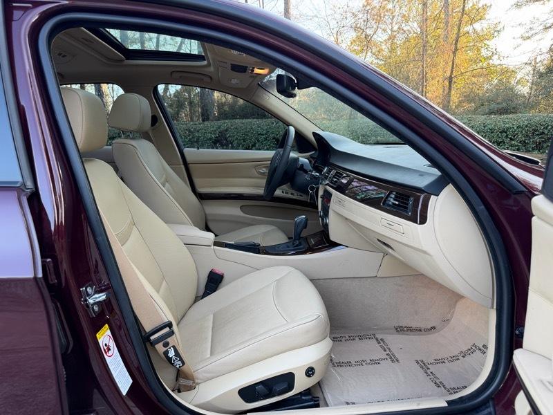 BMW 3-Series 328i 2009