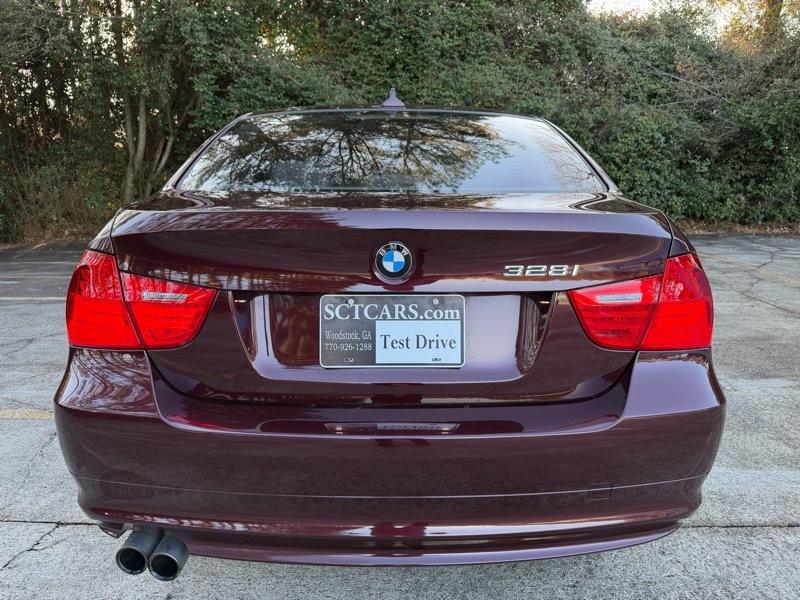 BMW 3-Series 328i 2009