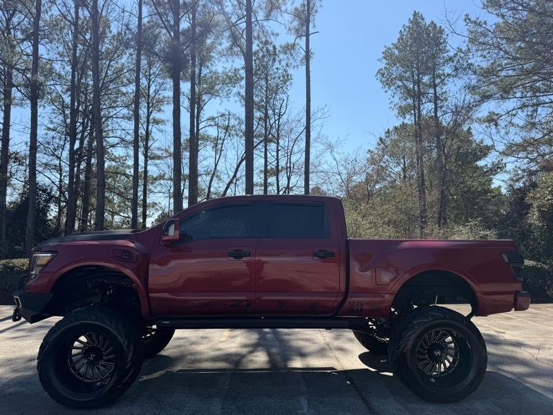 Nissan Titan XD Platinum Reserve 4WD Diesel 2016