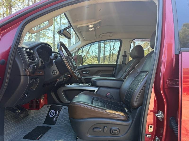 Nissan Titan XD Platinum Reserve 4WD Diesel 2016