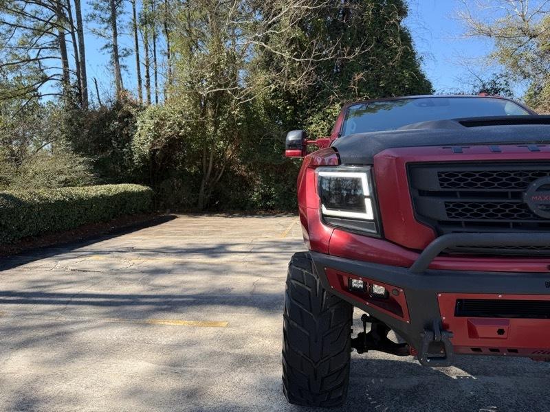 Nissan Titan XD Platinum Reserve 4WD Diesel 2016