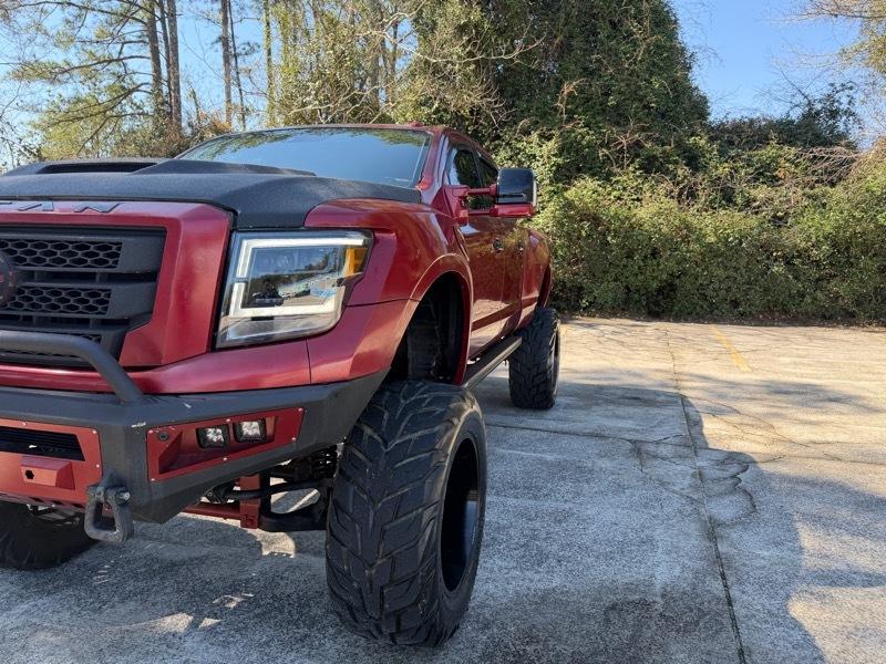 Nissan Titan XD Platinum Reserve 4WD Diesel 2016