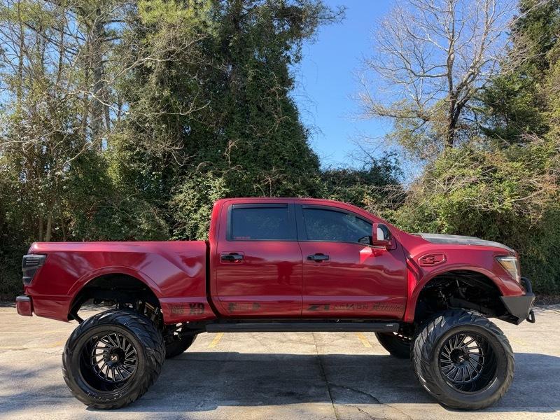 Nissan Titan XD Platinum Reserve 4WD Diesel 2016