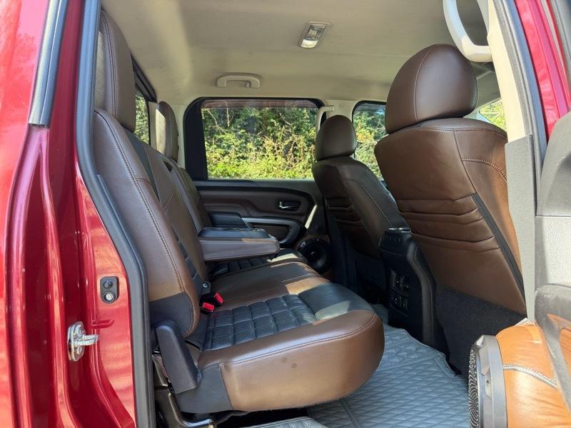 Nissan Titan XD Platinum Reserve 4WD Diesel 2016