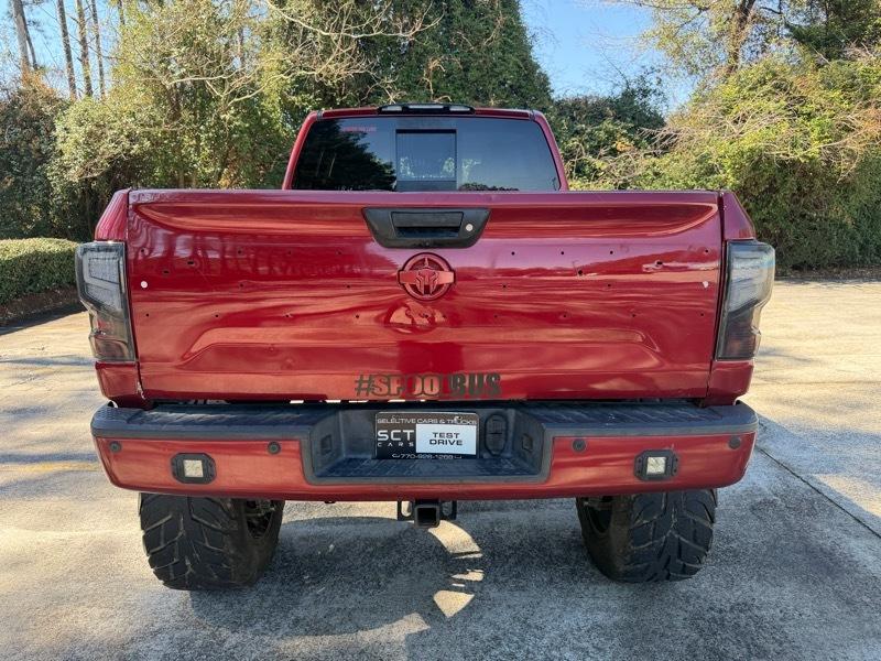 Nissan Titan XD Platinum Reserve 4WD Diesel 2016