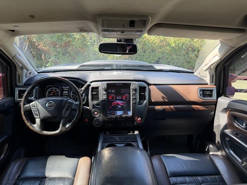 Nissan Titan XD Platinum Reserve 4WD Diesel 2016