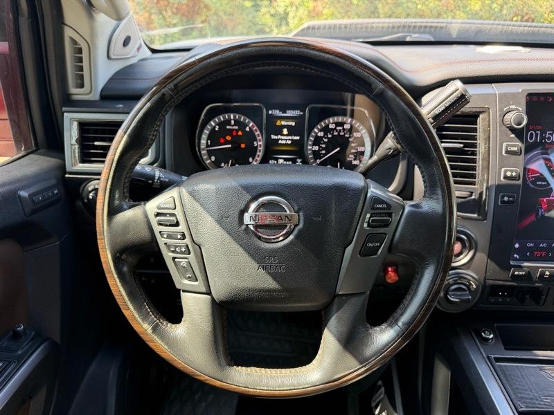 Nissan Titan XD Platinum Reserve 4WD Diesel 2016