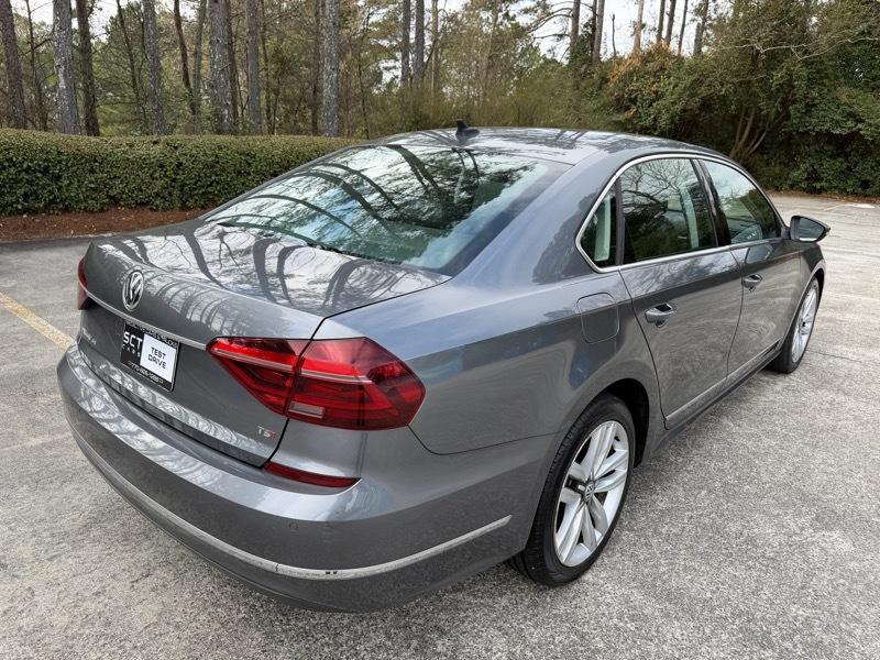 Volkswagen Passat SE w/Technology 2017