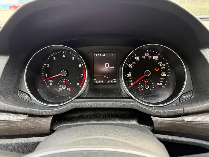 Volkswagen Passat SE w/Technology 2017