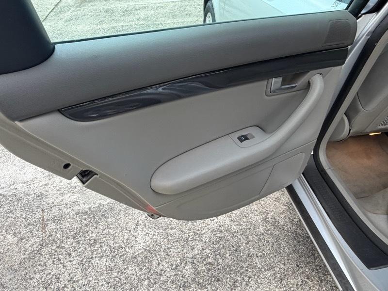 Audi A4 1.8T quattro 2004