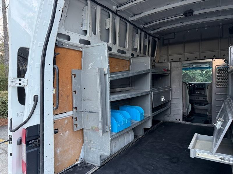 Nissan NV Cargo 2500 HD SV V6 High Roof 2018