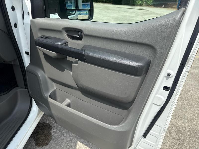 Nissan NV Cargo 2500 HD SV V6 High Roof 2018