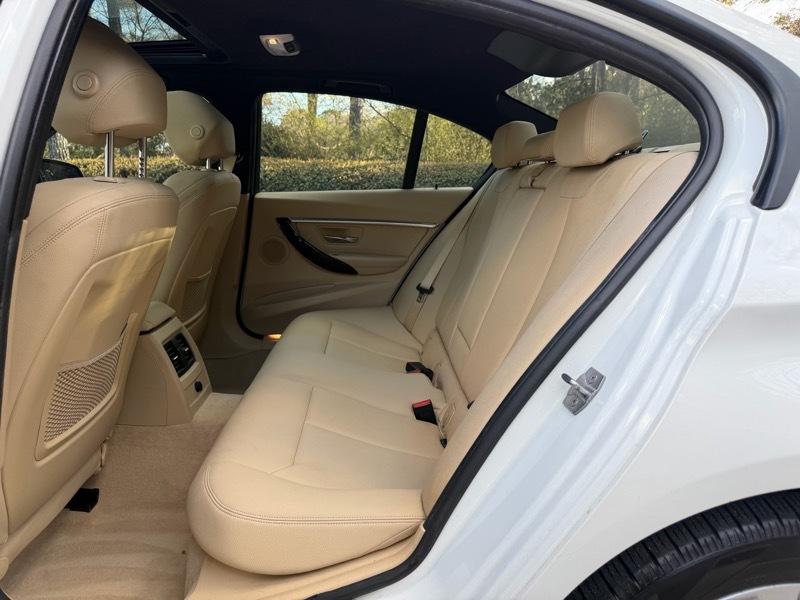 BMW 3-Series 328i SULEV 2016