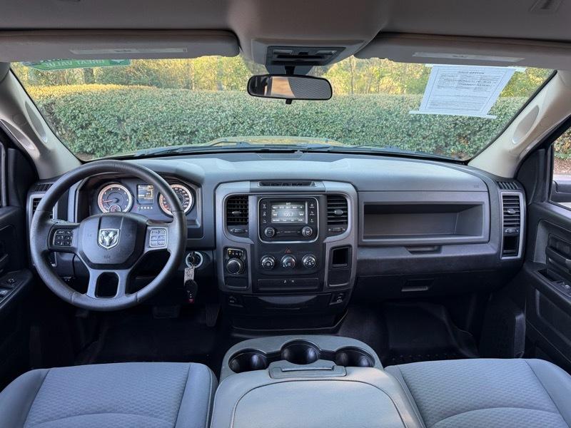 RAM 1500 2WD Crew Cab 140.5" Outdoorsman 2017