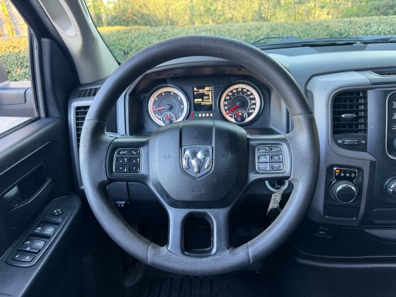 RAM 1500 2WD Crew Cab 140.5" Outdoorsman 2017