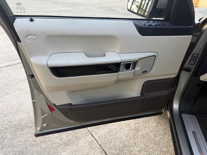 Land Rover Range Rover Supercharged 2012