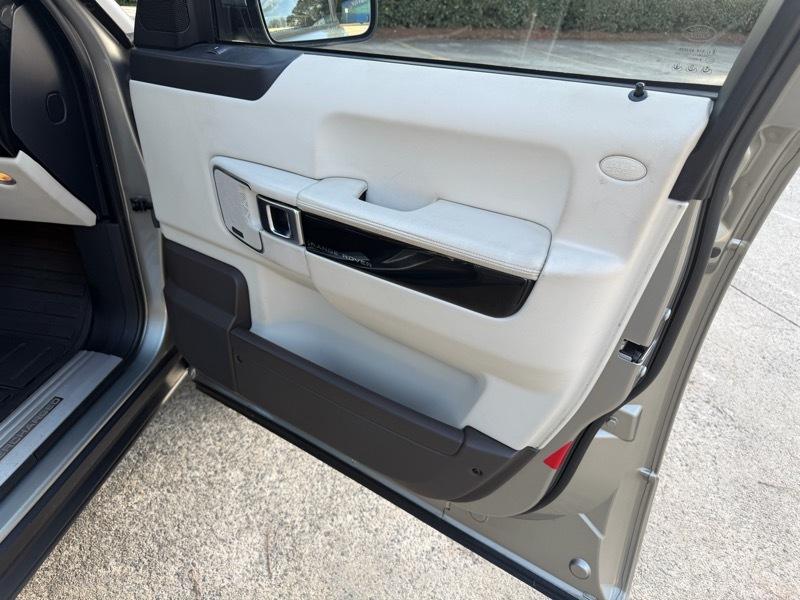 Land Rover Range Rover Supercharged 2012