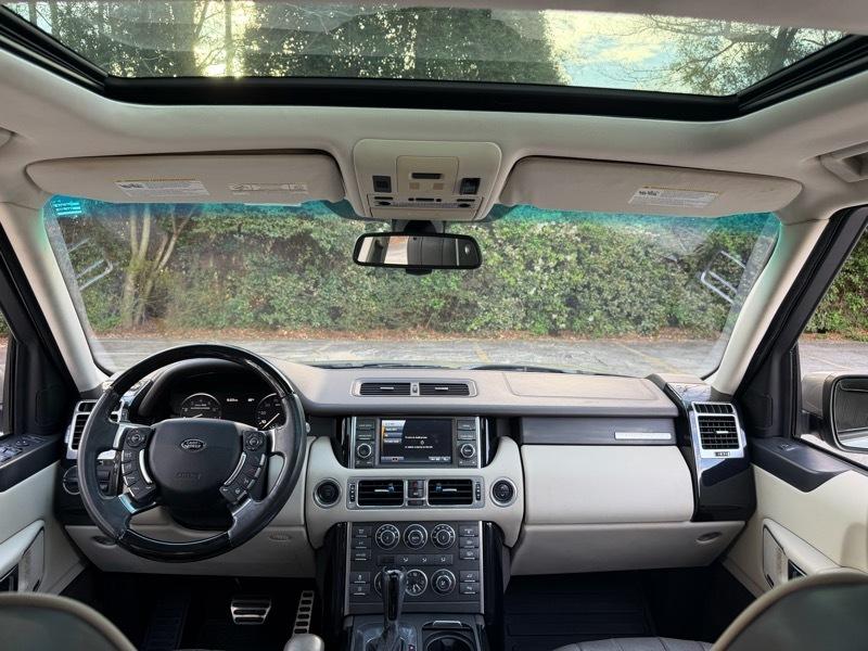 Land Rover Range Rover Supercharged 2012