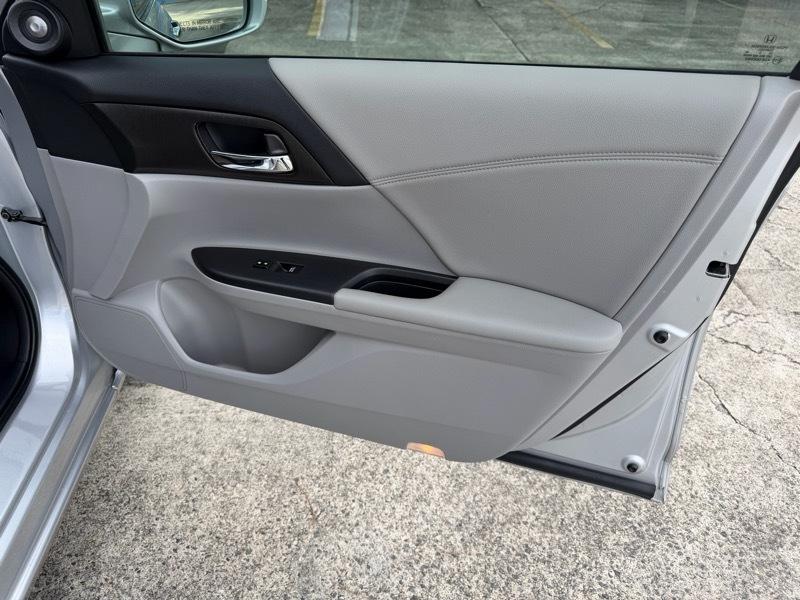 Honda Accord EX-L V6 Sedan AT 2013