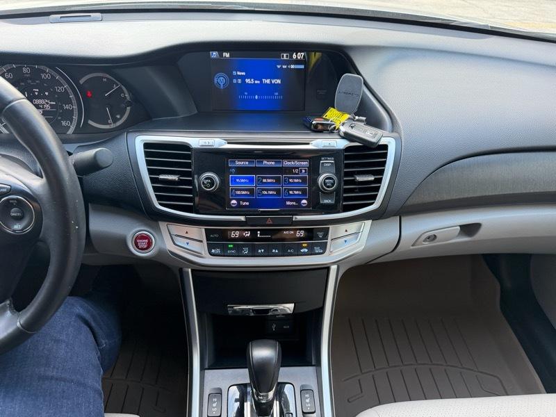 Honda Accord EX-L V6 Sedan AT 2013