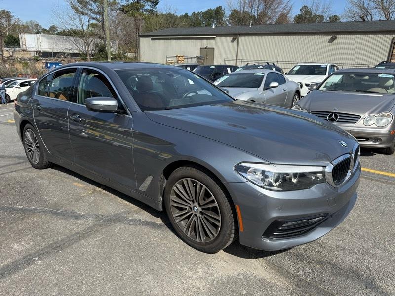 BMW 5-Series 530i 2018