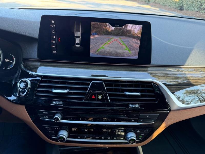 BMW 5-Series 530i 2018