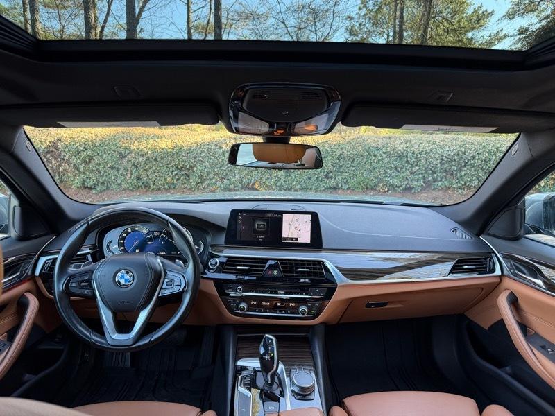 BMW 5-Series 530i 2018