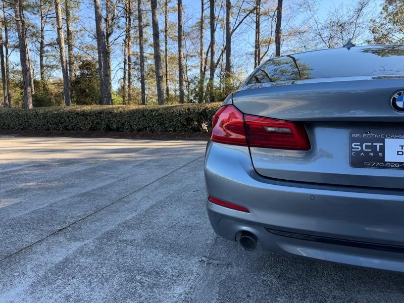 BMW 5-Series 530i 2018