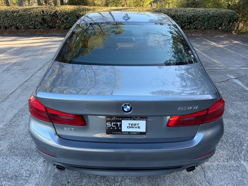 BMW 5-Series 530i 2018