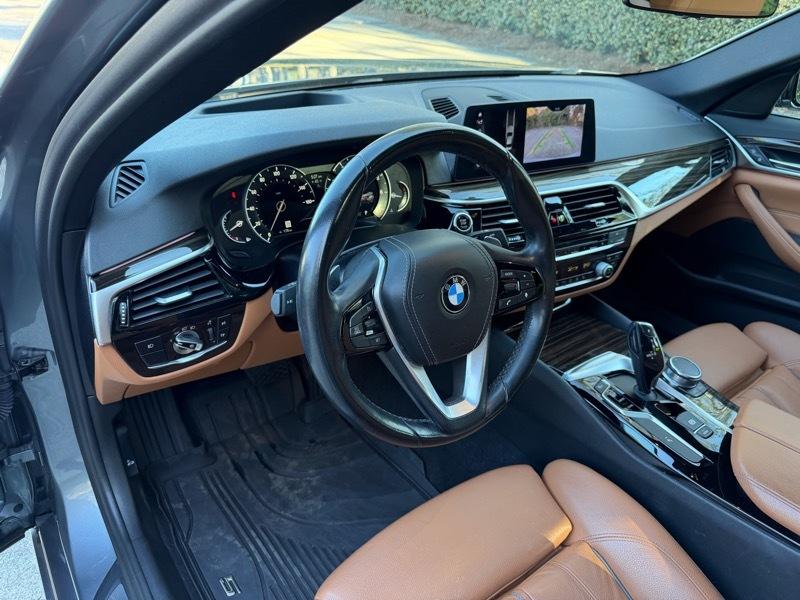 BMW 5-Series 530i 2018