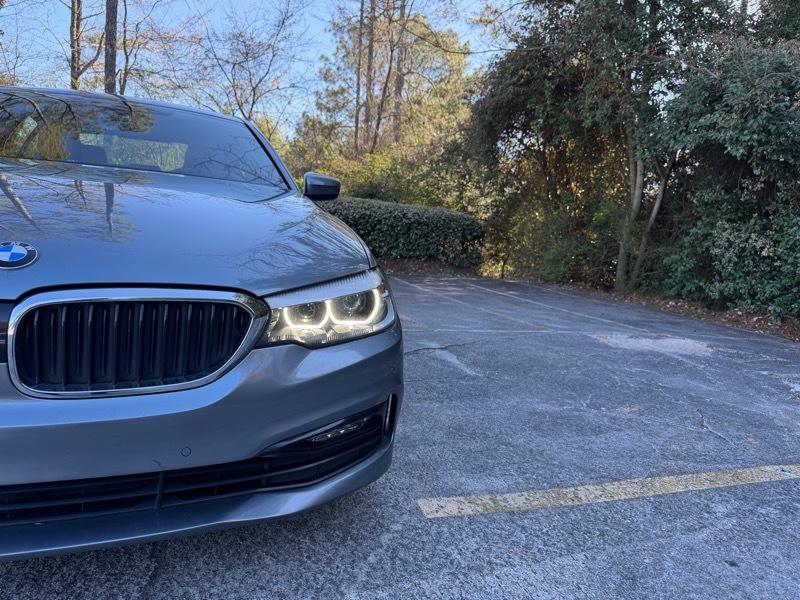 BMW 5-Series 530i 2018