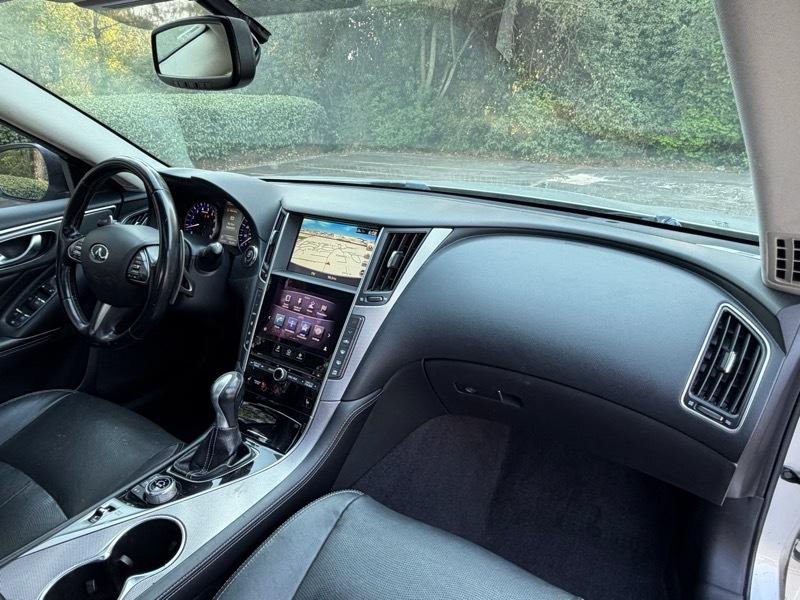 Infiniti Q50 Premium 2014