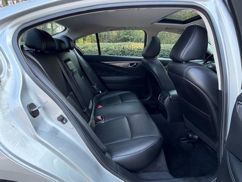 Infiniti Q50 Premium 2014