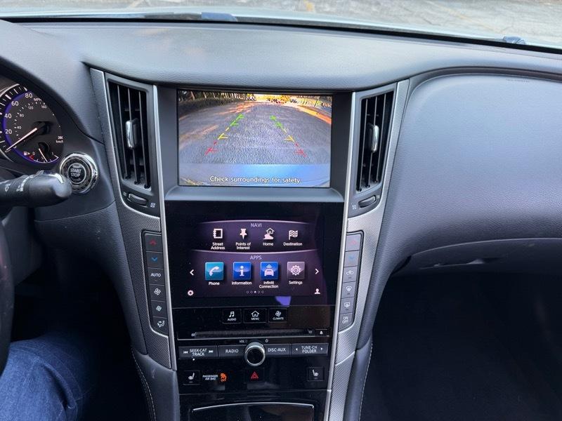 Infiniti Q50 Premium 2014