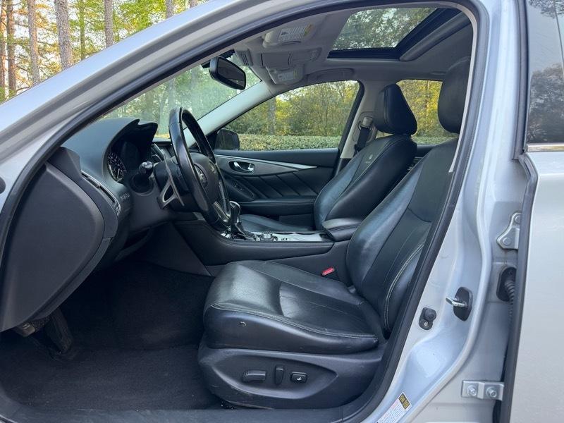 Infiniti Q50 Premium 2014