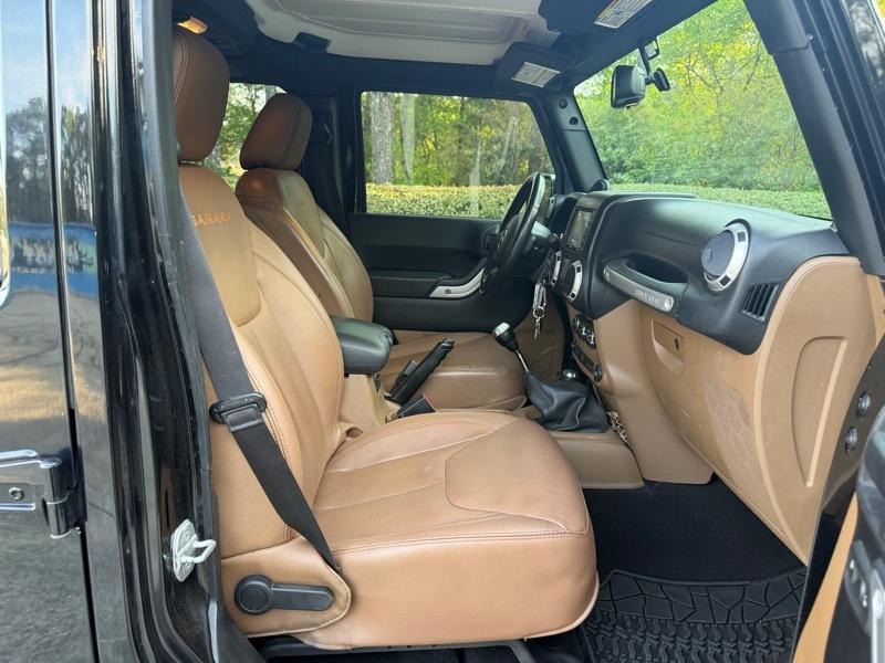 Jeep Wrangler Unlimited Sahara 4WD 2013