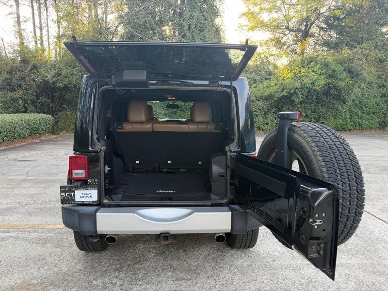 Jeep Wrangler Unlimited Sahara 4WD 2013