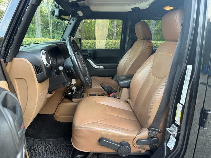 Jeep Wrangler Unlimited Sahara 4WD 2013