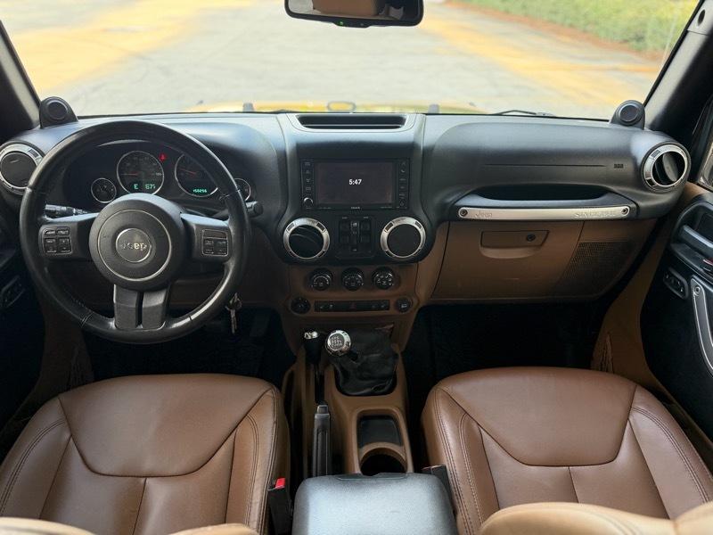 Jeep Wrangler Unlimited Sahara 4WD 2013