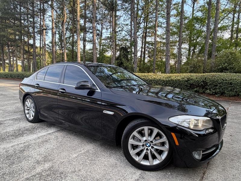 BMW 5-Series 528i xDrive 2013