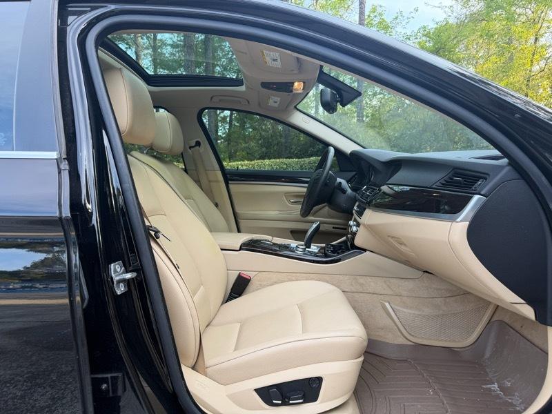 BMW 5-Series 528i xDrive 2013