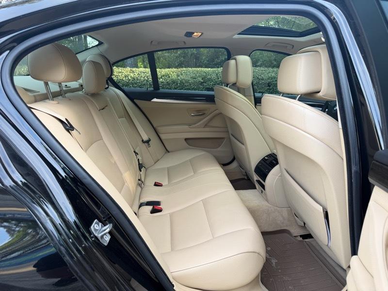 BMW 5-Series 528i xDrive 2013