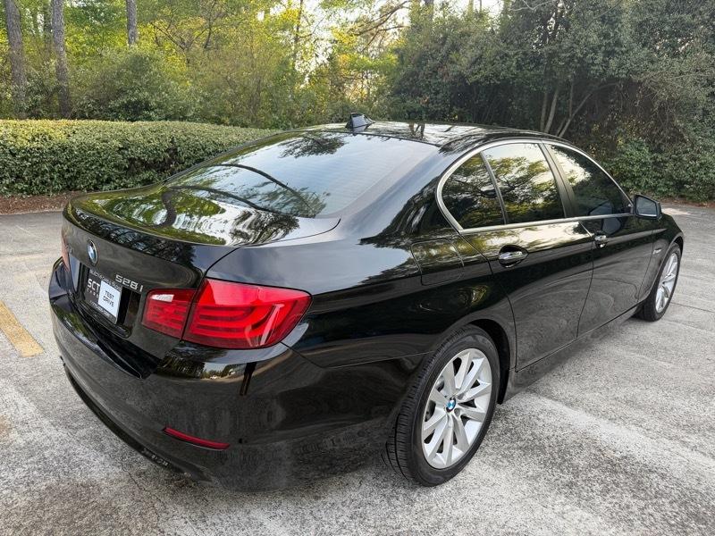 BMW 5-Series 528i xDrive 2013