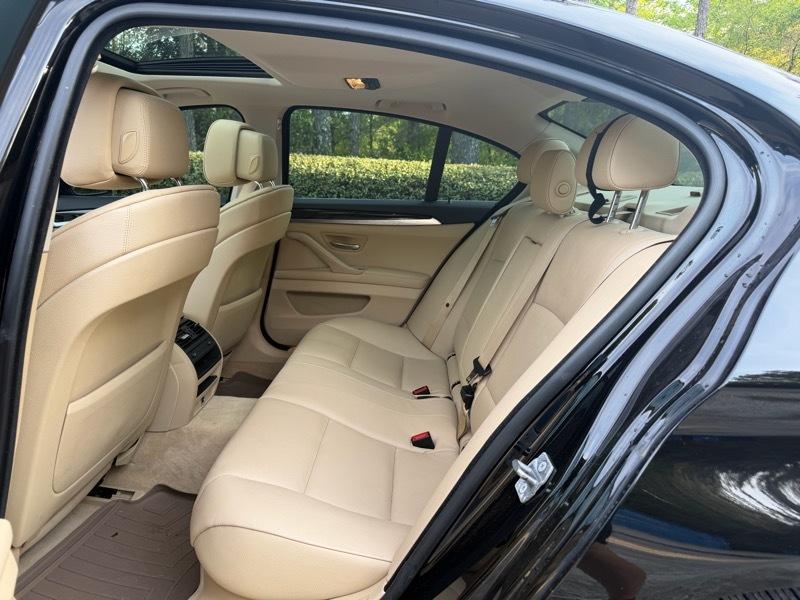 BMW 5-Series 528i xDrive 2013