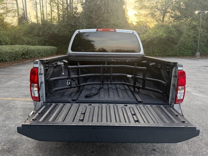 Nissan Frontier SV Crew Cab 4WD 2013