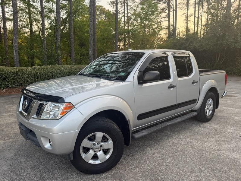 Nissan Frontier SV Crew Cab 4WD 2013