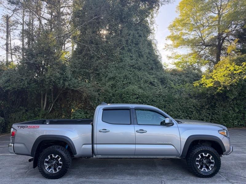 Toyota Tacoma  2021