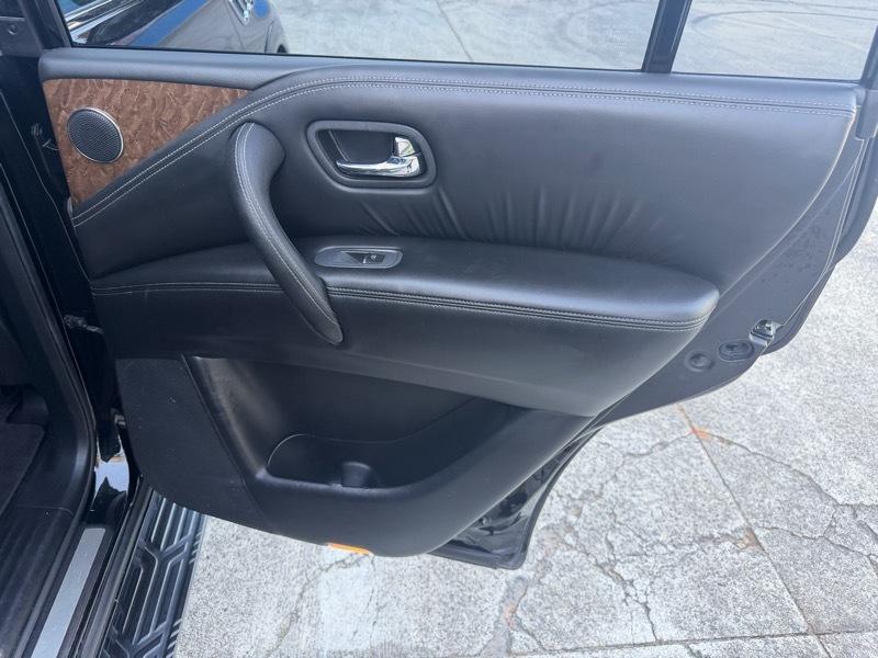 Infiniti QX80 4WD 2017